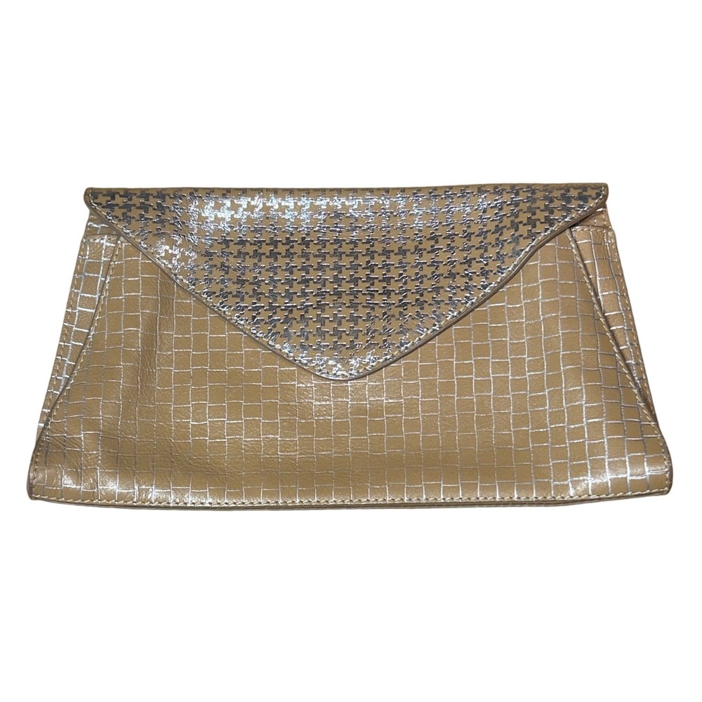 Jasper &‎ Jeera Leather Envelope Clutch Tan Silver Metallic Grid Evening Bag